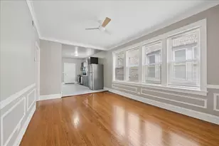 7730 S Essex Ave, Chicago, IL 60649 - Photo 6