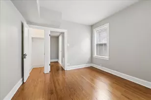7730 S Essex Ave, Chicago, IL 60649 - Photo 12