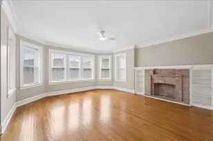7730 S Essex Ave, Chicago, IL 60649 - Photo 2