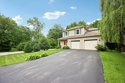 5105 W Flanders Road, McHenry, IL 60050 - Photo 2