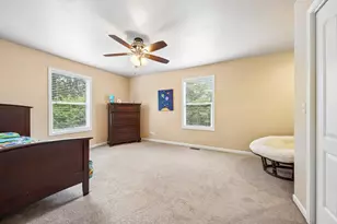 5105 W Flanders Rd, McHenry, IL 60050 - Photo 16
