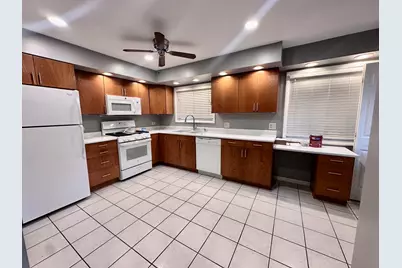 1702 W Oakton Street, Arlington Heights, IL 60004 - Photo 6