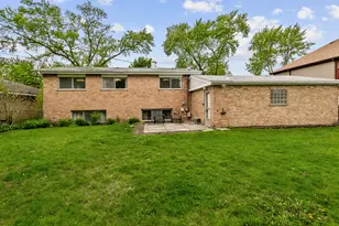 383 Park Ave, Wheeling, IL 60090 - Photo 28