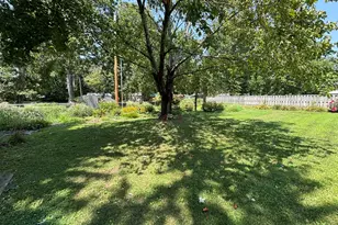 217 Woodland Dr, Salem, IL 62881 - Photo 18