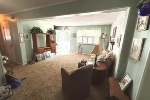 217 Woodland Dr, Salem, IL 62881 - Photo 2