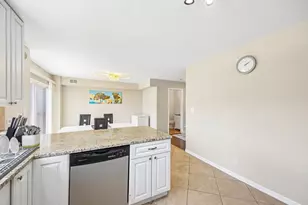 673 E Fountainview Dr, Mundelein, IL 60060 - Photo 14