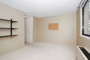 2000 St Regis Dr, Lombard, IL 60148 - Photo 18