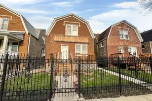 913 N Kedvale Ave, Chicago, IL 60651 - Photo 1