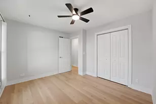 136 Edgewater Dr, Crystal Lake, IL 60014 - Photo 14