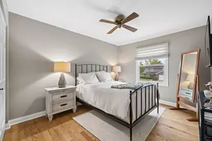 449 Farnham Ln, Wheaton, IL 60189 - Photo 18