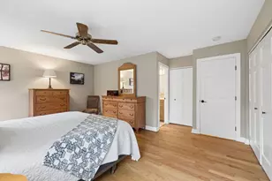 449 Farnham Ln, Wheaton, IL 60189 - Photo 14