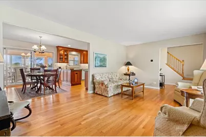 2025 Ivy Court, Schaumburg, IL 60194 - Photo 8