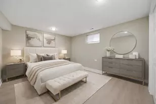 258 E 107th St, Chicago, IL 60628 - Photo 22