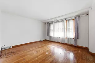 9114 S Ellis Ave, Chicago, IL 60619 - Photo 6