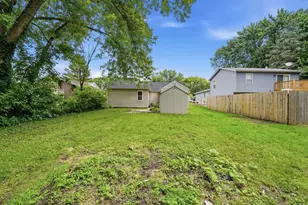 25575 Orchard Ave, Ingleside, IL 60041 - Photo 14