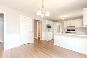 1506 Donegal Dr, Normal, IL 61761 - Photo 12