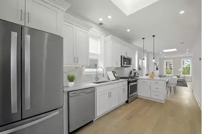 1241 N Bosworth Avenue #2, Chicago, IL 60642 - Photo 6