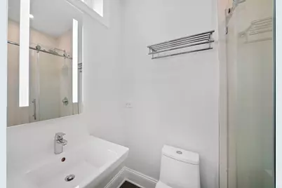 1241 N Bosworth Avenue #2, Chicago, IL 60642 - Photo 10