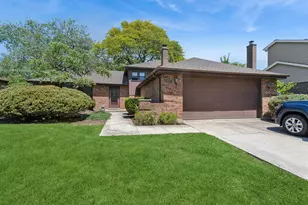 2214 Hamilton Ln, Darien, IL 60561 - Photo 1