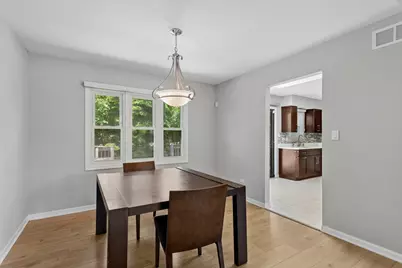 2214 Hamilton Lane, Darien, IL 60561 - Photo 4