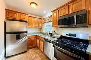 99 Circle Dr E, Montgomery, IL 60538 - Photo 14