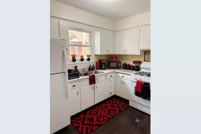 266 W Washington Boulevard #2N, Oak Park, IL 60302 - Photo 6