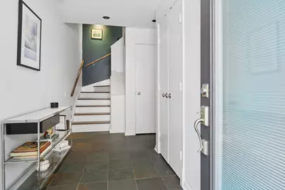 453 W Blackhawk Street, Chicago, IL 60610 - Photo 2