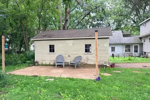 1025 Kendall St, Geneva, IL 60134 - Photo 18
