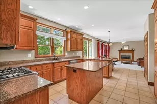 2701 Summerhill Ln, Champaign, IL 61822 - Photo 8