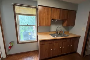 2108 20th Ave, Rockford, IL 61104 - Photo 18