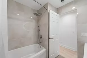 1251 Williamsburg Dr, Schaumburg, IL 60193 - Photo 12