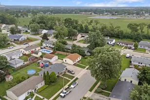 401 Kenyon Ave, Romeoville, IL 60446 - Photo 18