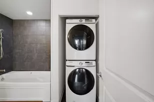 1610 S Halsted St, Chicago, IL 60608 - Photo 20