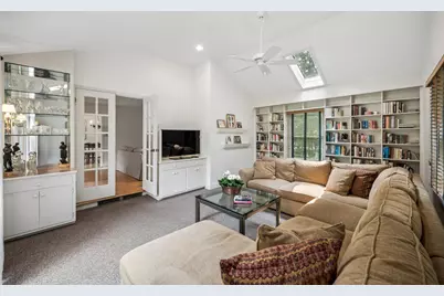 [Address not provided], Highland Park, IL 60035 - Photo 8