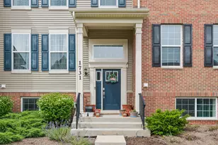 1731 Sager Way, Batavia, IL 60510 - Photo 2