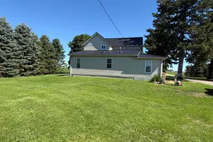 2563 Gurler Rd, Rochelle, IL 61068 - Photo 50