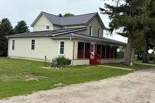 2563 Gurler Rd, Rochelle, IL 61068 - Photo 4