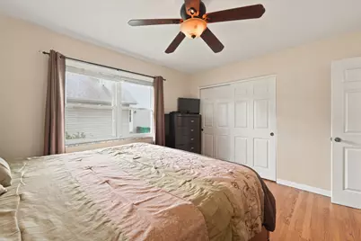 25 E Wilson Avenue, Lombard, IL 60148 - Photo 12