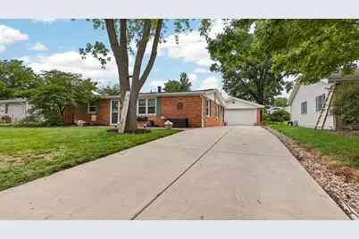308 E Oak Street, Downs, IL 61736 - Photo 32