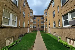 6416 N Richmond St, Chicago, IL 60645 - Photo 10