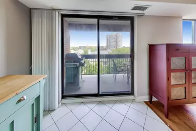 701 Forum Square #402, Glenview, IL 60025 - Photo 12