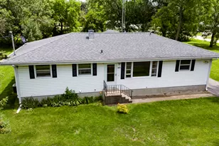403 N 3rd St, Malta, IL 60150 - Photo 38