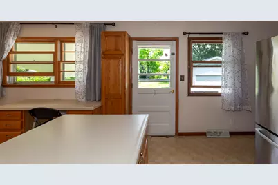 403 N 3rd Street, Malta, IL 60150 - Photo 10