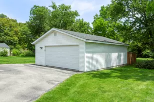 403 N 3rd St, Malta, IL 60150 - Photo 32
