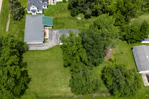 403 N 3rd St, Malta, IL 60150 - Photo 40