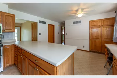 403 N 3rd Street, Malta, IL 60150 - Photo 8
