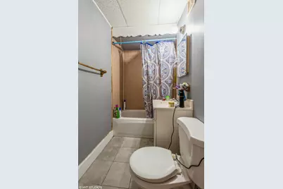 2417 S Saint Louis Avenue, Chicago, IL 60623 - Photo 6