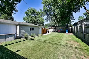 5728 Plymouth Ave, Downers Grove, IL 60516 - Photo 28