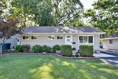 5728 Plymouth Avenue, Downers Grove, IL 60516 - Photo 1