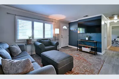 5728 Plymouth Avenue, Downers Grove, IL 60516 - Photo 6